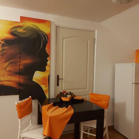 Legend Room Pucioasa Экстерьер фото