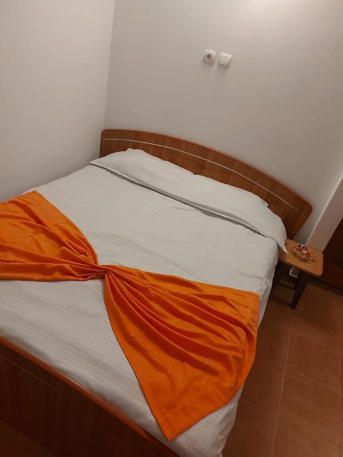 Legend Room Pucioasa Экстерьер фото